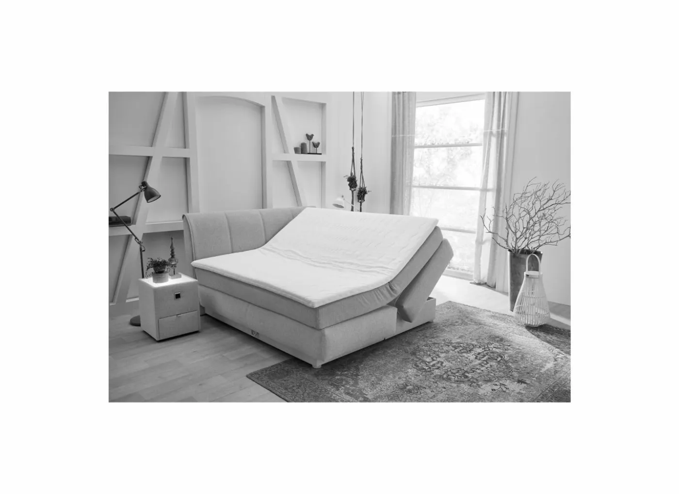Boxspring Carla normal 180x200cm - stof - micro zwart met opbergruimte