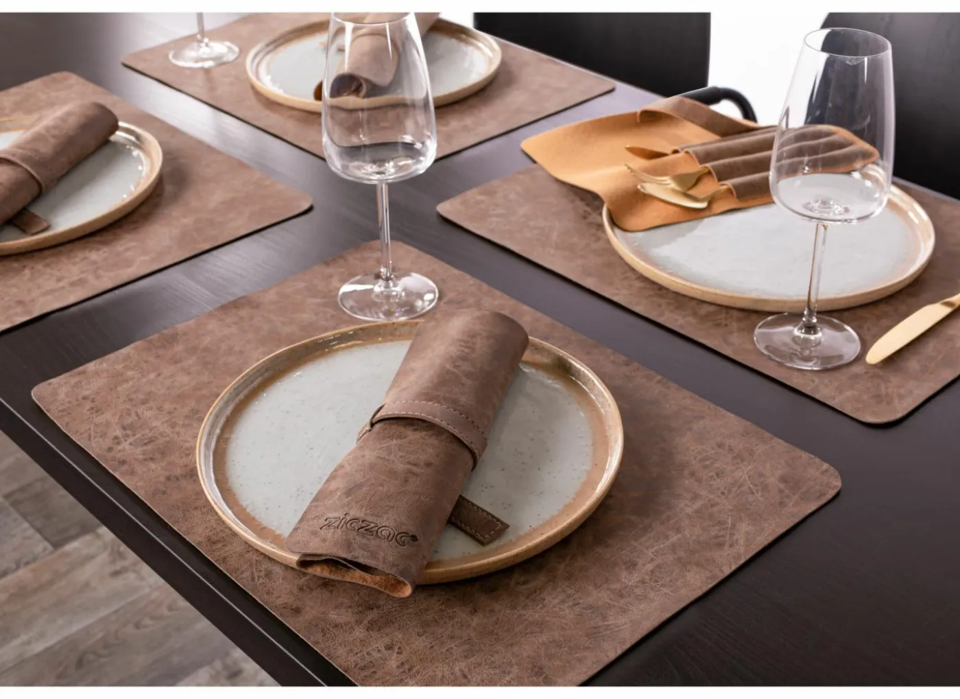 Placemat Truman 33x45cm - lederlook - koffie