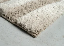Tapijt Madagaskar 133x195cm - polyestervezel - beige