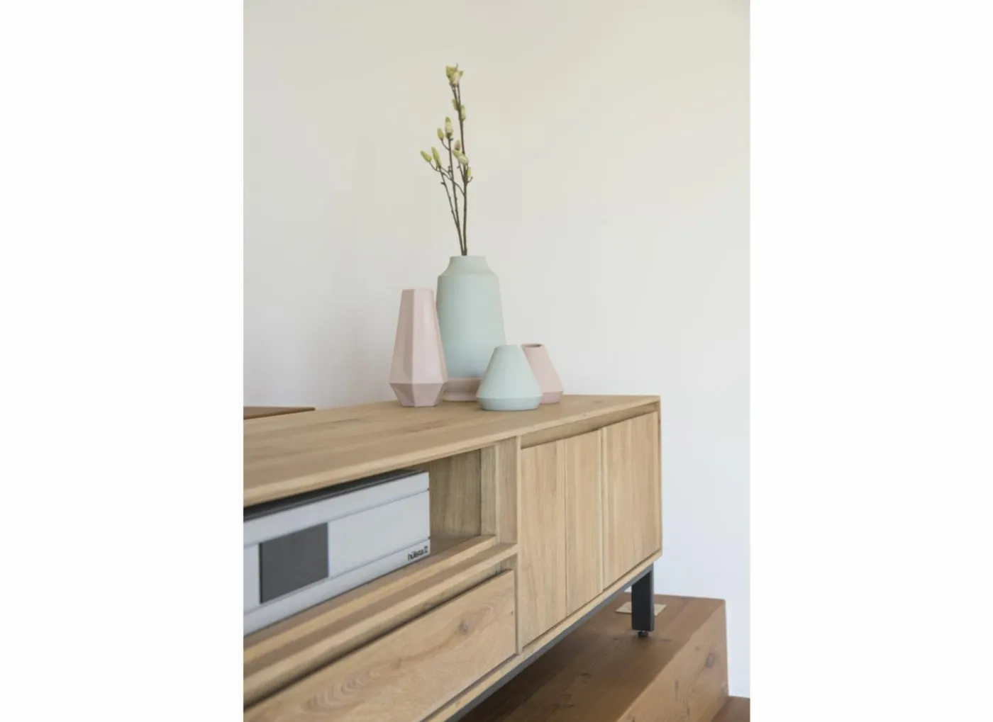 Tv-meubel Polar 145cm - eik massief & fineer & decor - naturel